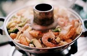 服用風(fēng)定寧注意，痛風(fēng)藥要搭配使用嗎