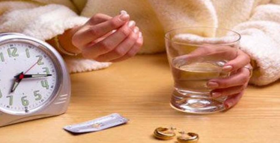 通絡(luò)生骨膠囊怎么服用，晚期怎么使用通絡(luò)生骨膠囊