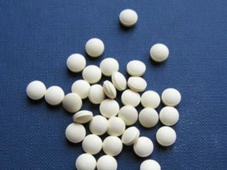 早期怎么使用通絡(luò)生骨膠囊，中期怎么使用通絡(luò)生骨膠囊