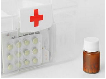 萬(wàn)艾可服藥注意事項(xiàng)，萬(wàn)艾可藥物相互作用