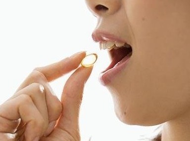 股骨頭壞死可以用通絡(luò)生骨膠囊嗎，股骨頭壞死怎么治療