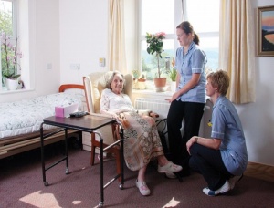 通絡(luò)生骨膠囊服用方法，股骨頭壞死治療期間服用注意事項(xiàng)