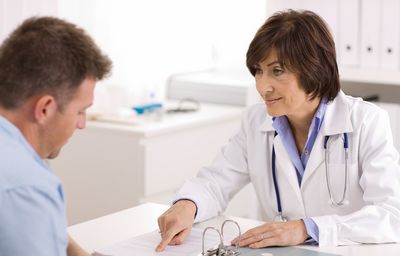 遺傳魚(yú)鱗病吃什么藥，魚(yú)鱗皮膚病的治療方法