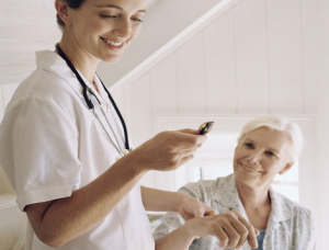 股骨頭壞死治療期間服用注意事項，通絡生骨膠囊療程是多久