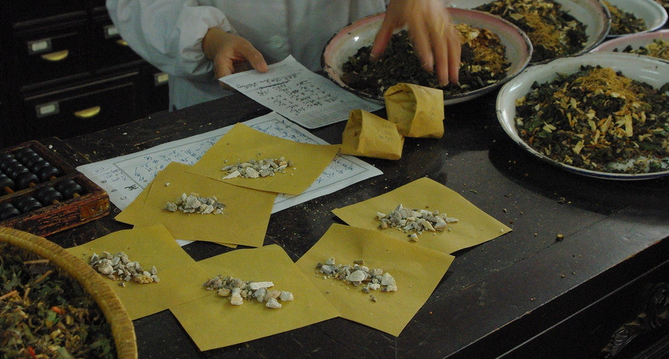 通絡生骨膠囊服用方法，股骨頭壞死治療期間服用注意事項