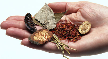 痛風吃什么菜，非布司他片的副作用