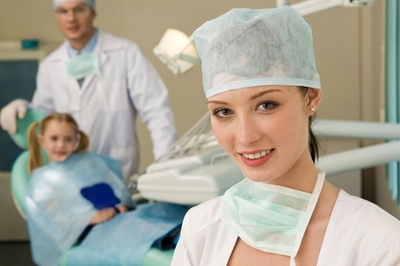 阿斯美膠囊，阿斯美復方甲氧那明膠囊