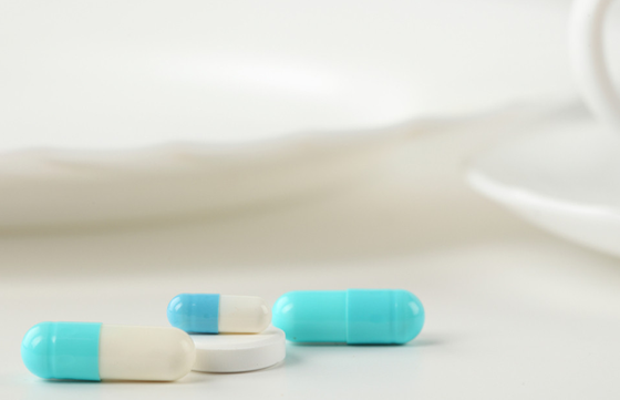 股骨頭壞死治療期間服用注意事項,通絡生骨膠囊療程是多久