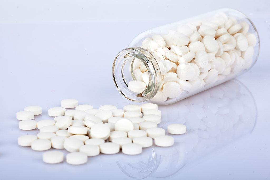 骨關節炎吃什么藥，保節力硫酸氨基葡萄糖片