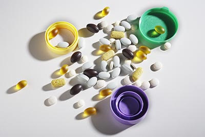 阿斯美膠囊，復方甲氧那明膠囊好嗎